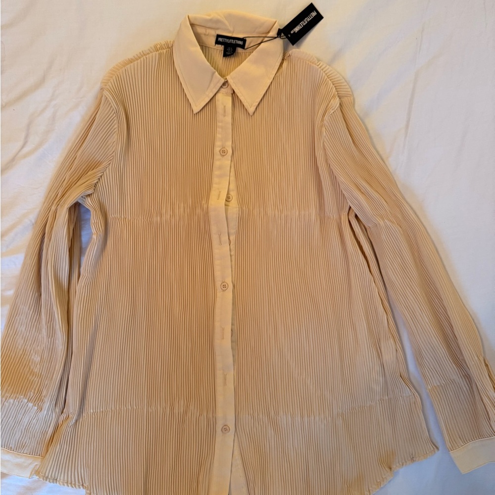 PrettyLittleThing Cream Plisse Button Front Oversized Shirt